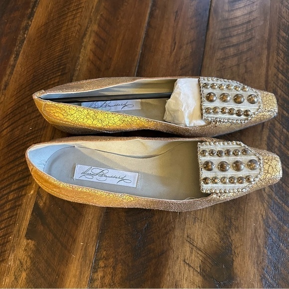 Diana Broussard Gold Flats Size 6 - Picture 6 of 7